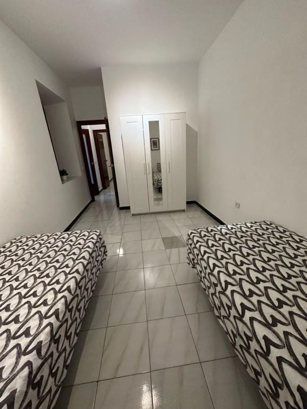 Casa Snoopy Apartment เซบีญา ภายนอก รูปภาพ