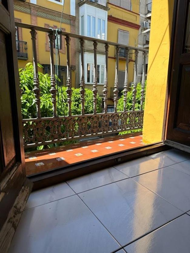 Casa Snoopy Apartment เซบีญา ภายนอก รูปภาพ
