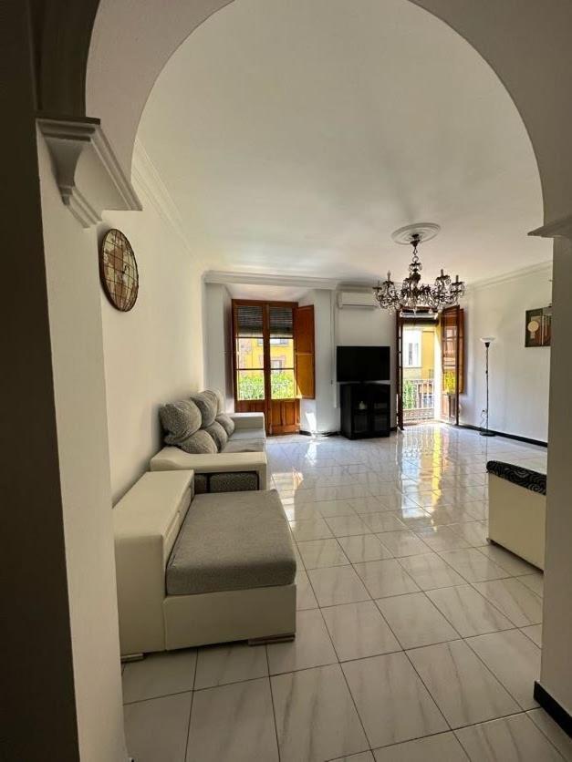 Casa Snoopy Apartment เซบีญา ภายนอก รูปภาพ